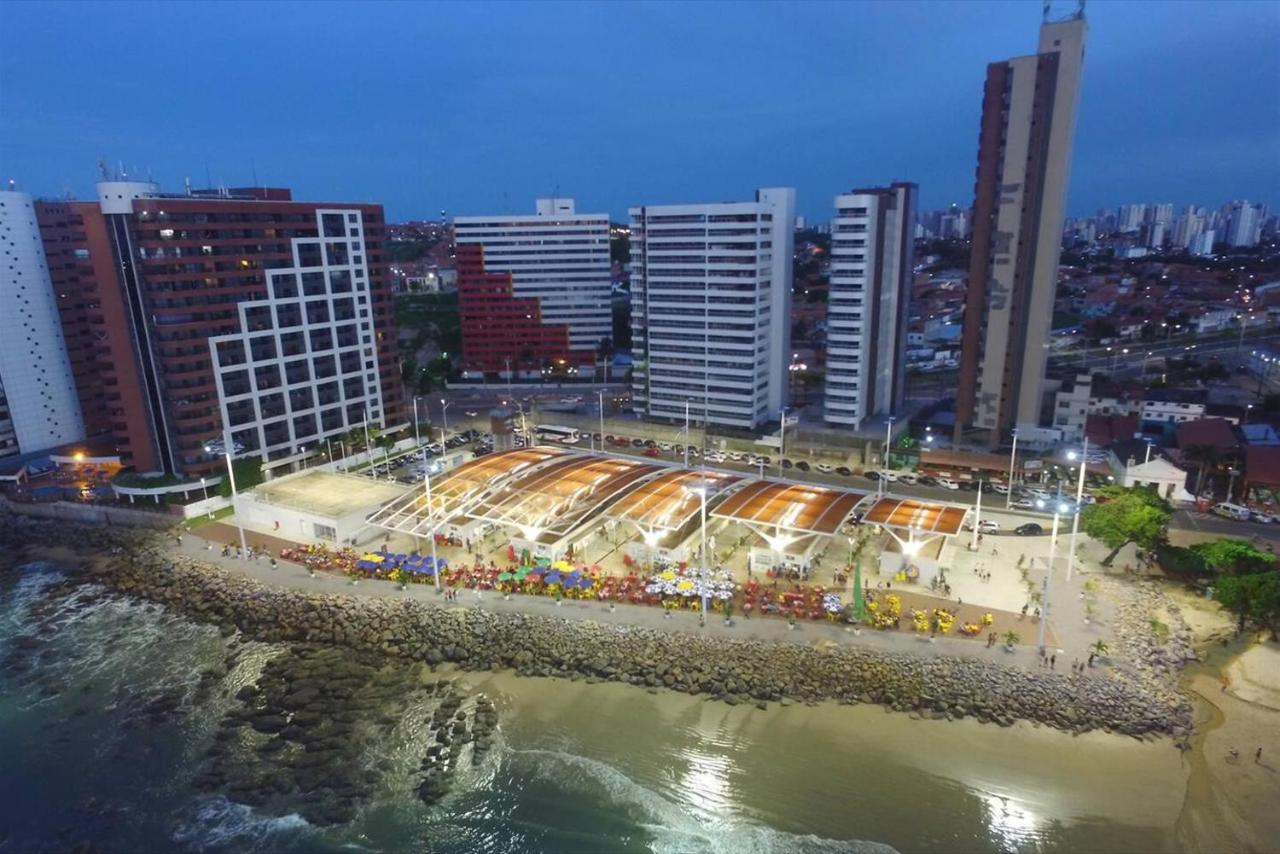 Flat Luxuoso Alto Padrao Frente Mar Com 2 Suites No Iate Plaza Форталеза Экстерьер фото